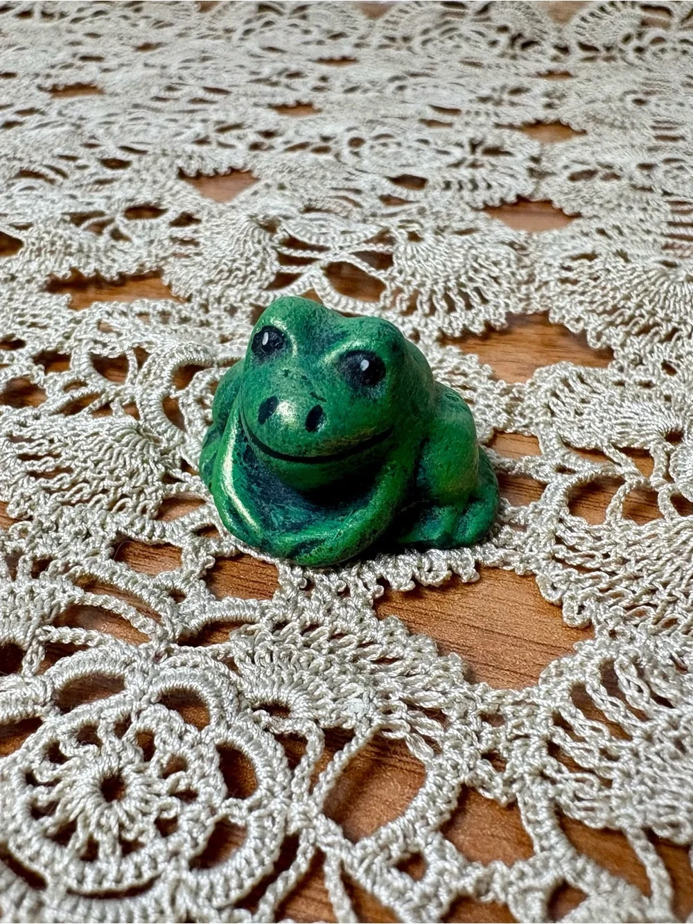 Vintage Miniature Hand Painted Ceramic Frog